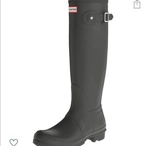 Tall black matte hunter boots, SZ 6